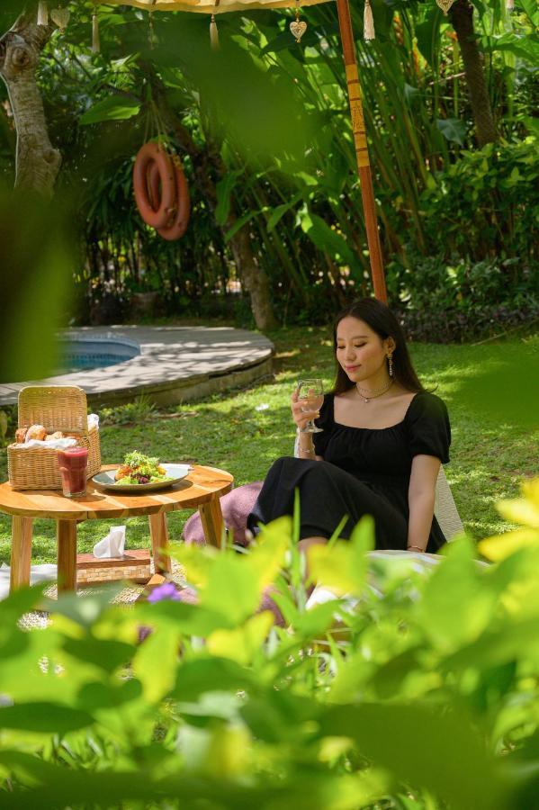 Kokonut Suites Seminyak Dalung  Dış mekan fotoğraf