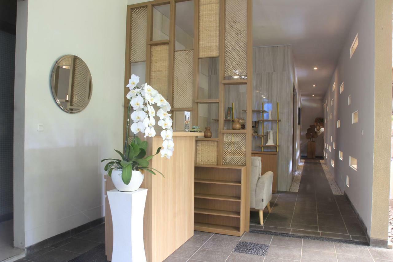 Kokonut Suites Seminyak Dalung  Dış mekan fotoğraf